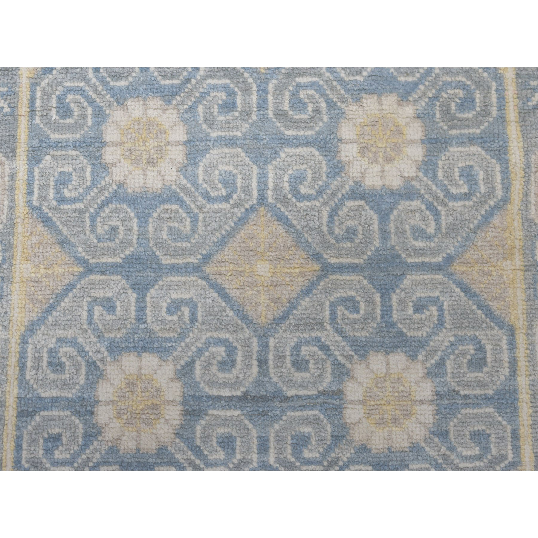 Transitional Wool Hand-Knotted Area Rug 2'6